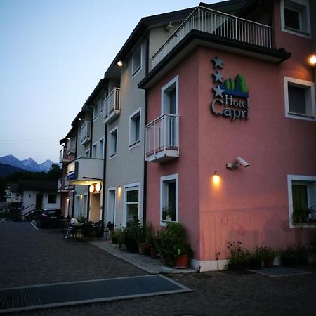 Hotel Capri Ponte nellʼAlpi Exteriör bild